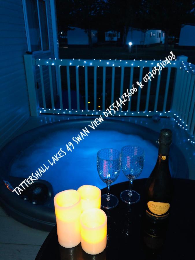 טאטרשאל Swan View Retreats # Hottub # Egg Chair # Bbq & Bikes Included 8 Berth מראה חיצוני תמונה