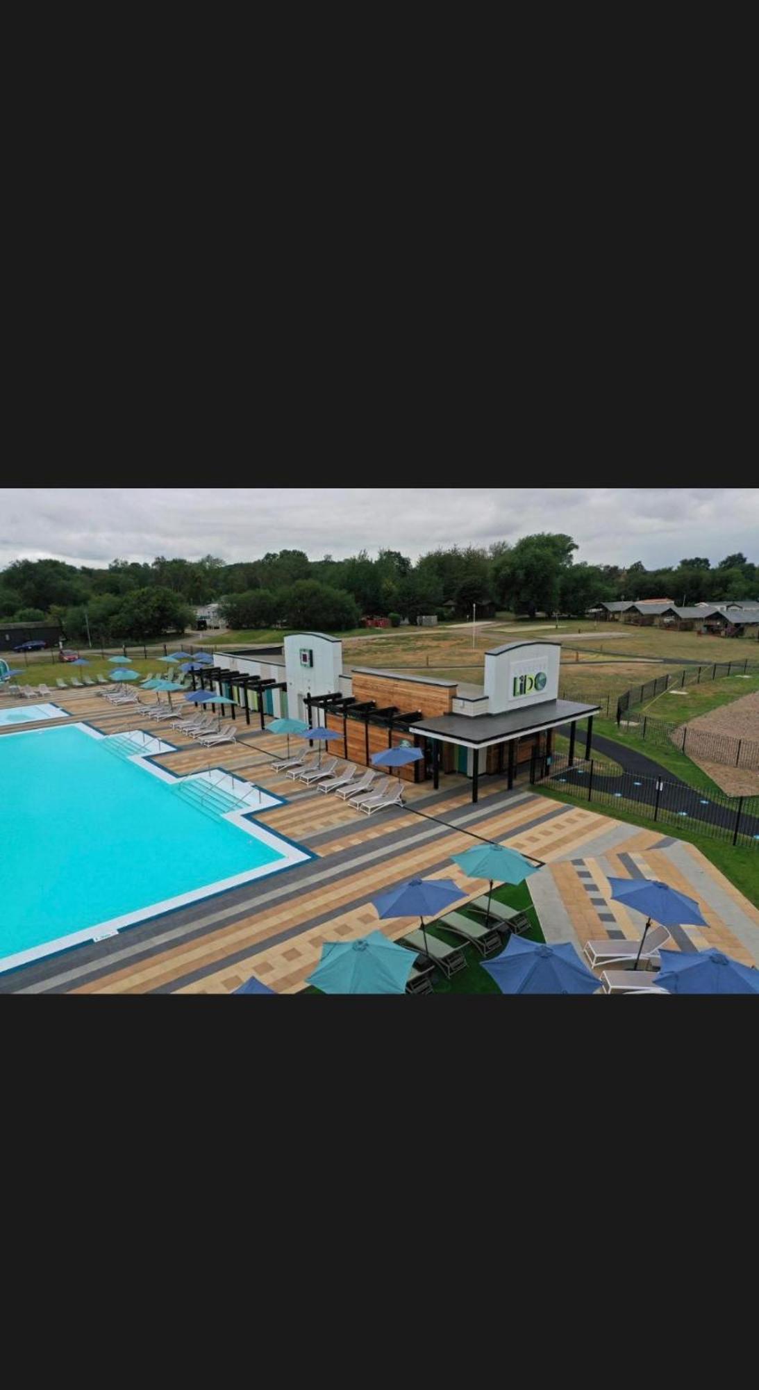 טאטרשאל Swan View Retreats # Hottub # Egg Chair # Bbq & Bikes Included 8 Berth מראה חיצוני תמונה